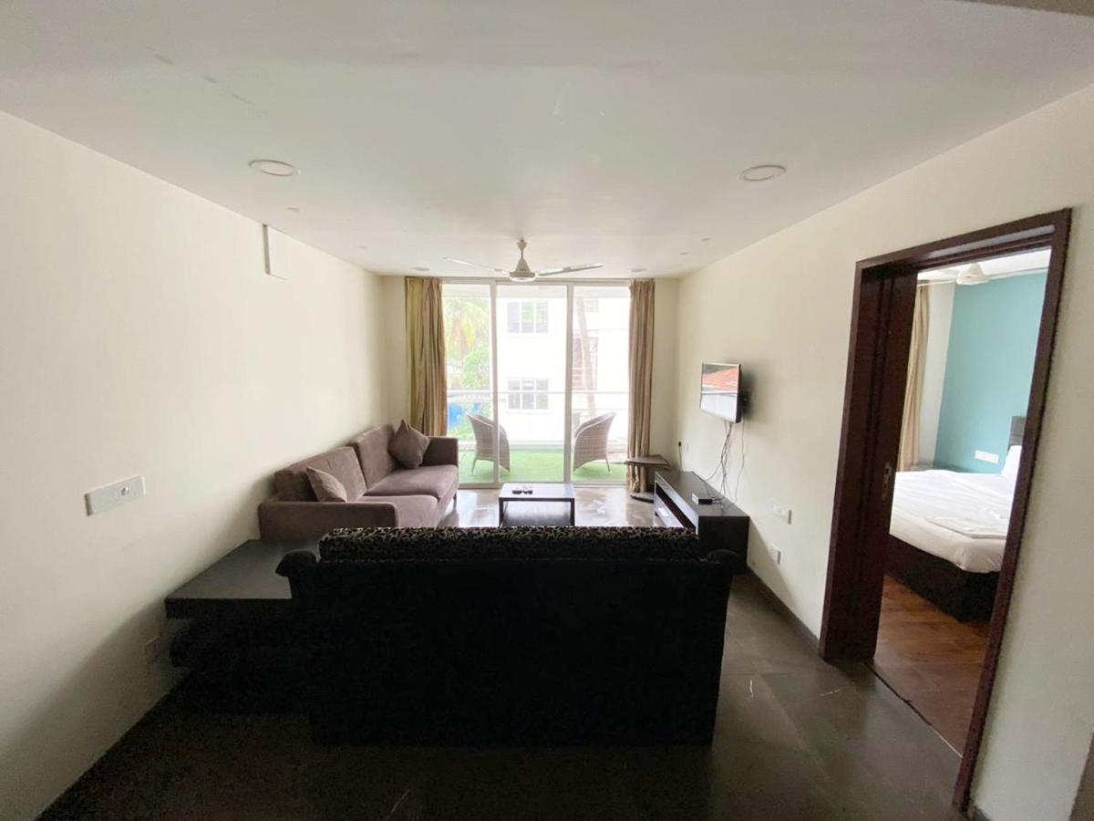 Aarju Luxurious Wave Apartment Calangute Bagian luar foto