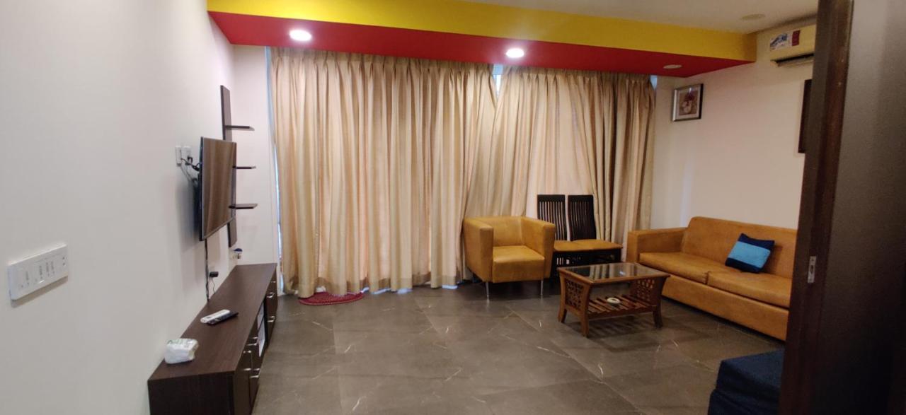 Aarju Luxurious Wave Apartment Calangute Bagian luar foto