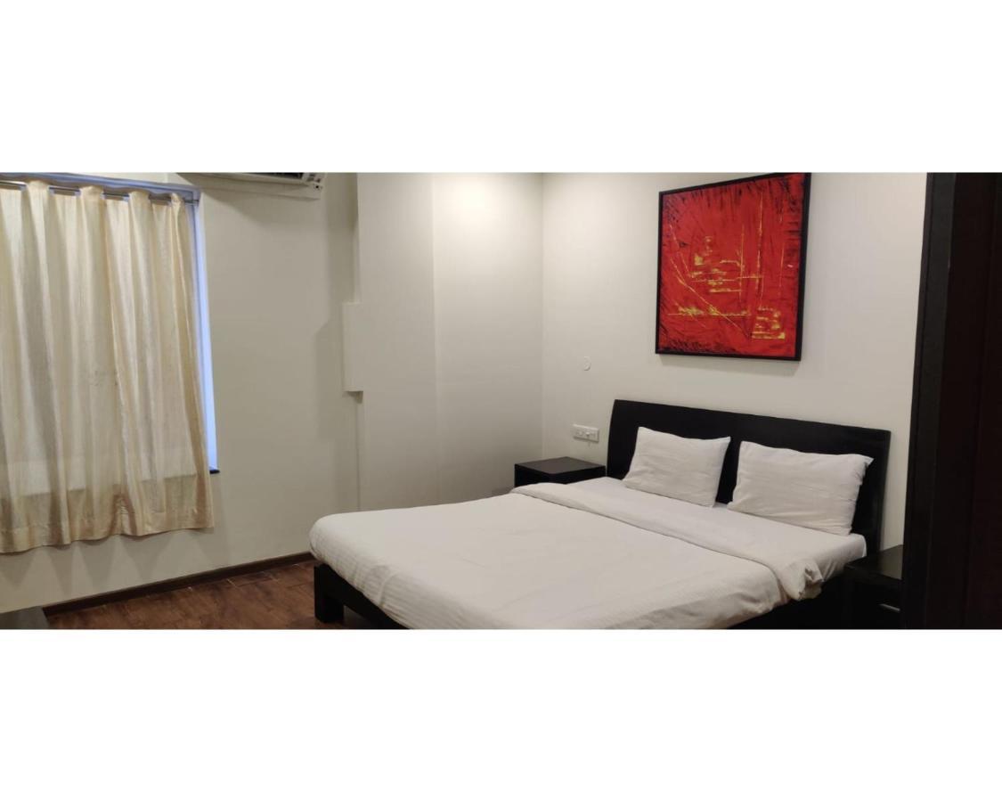 Aarju Luxurious Wave Apartment Calangute Bagian luar foto